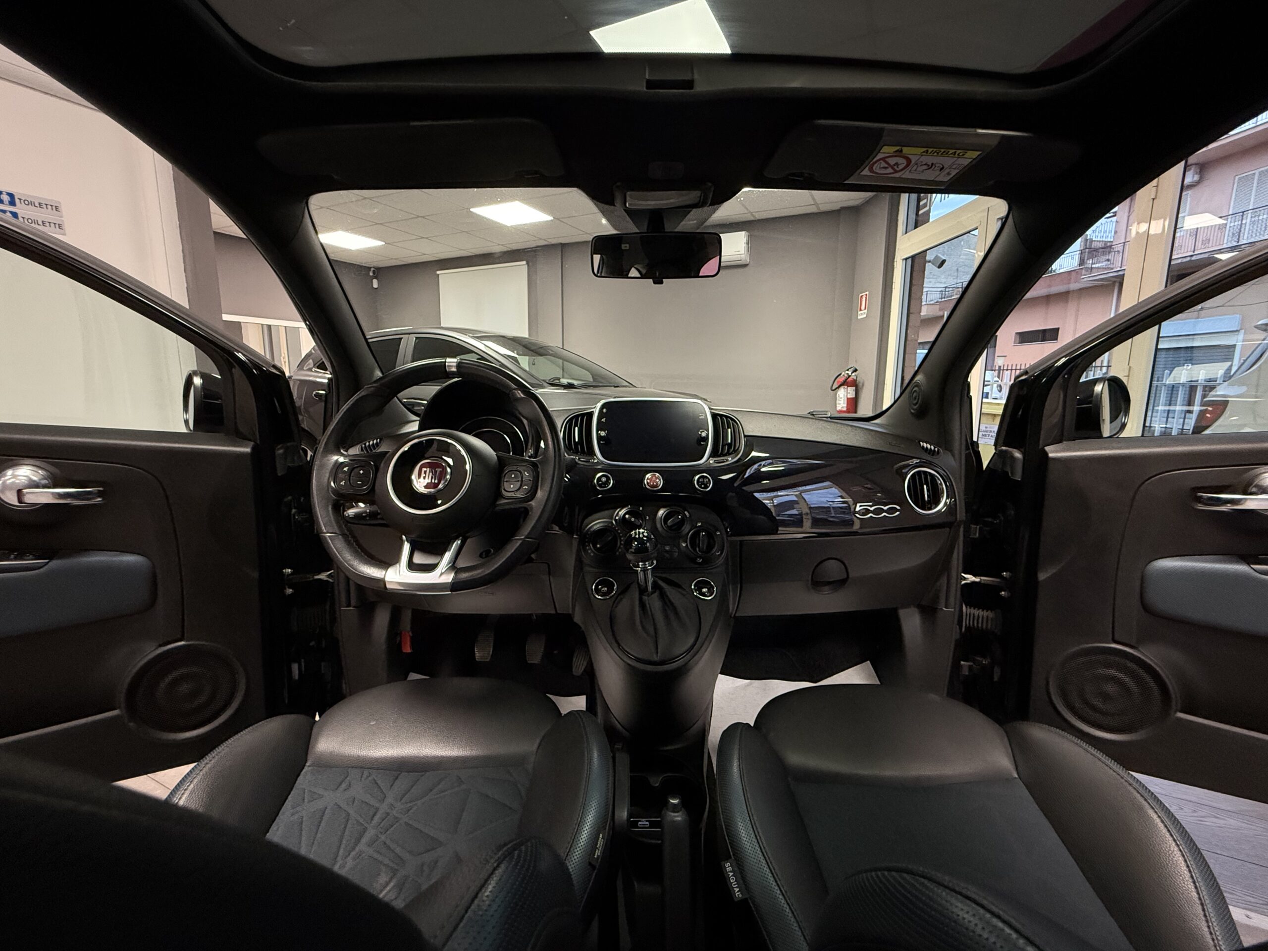 Fiat 500 1.0 Hybrid LAUNCH EDITION SUPER PREZZO Fiat 500 1.0 Hybrid LAUNCH EDITION SUPER PREZZO