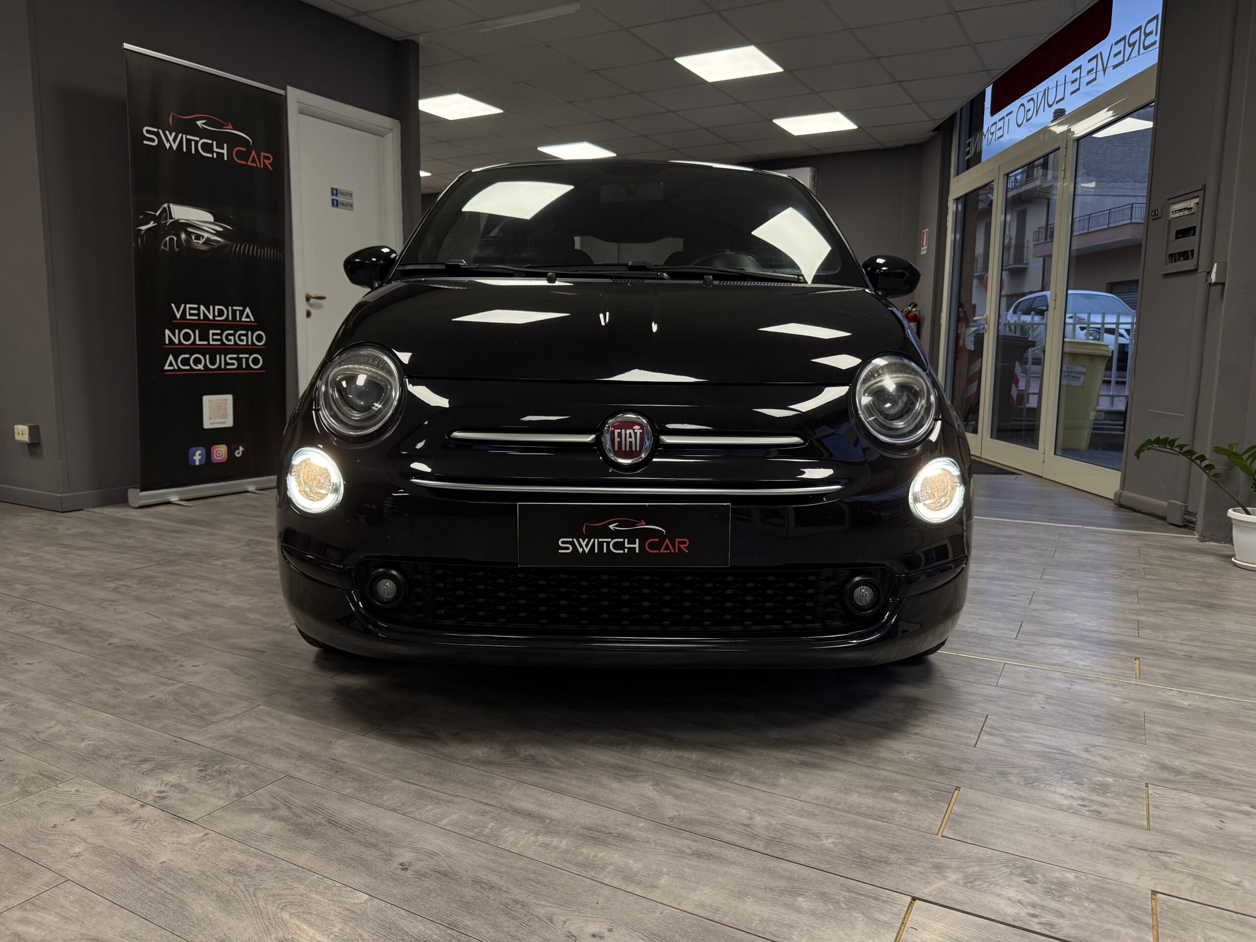 Fiat 500 1.0 Hybrid LAUNCH EDITION SUPER PREZZO Fiat 500 1.0 Hybrid LAUNCH EDITION SUPER PREZZO