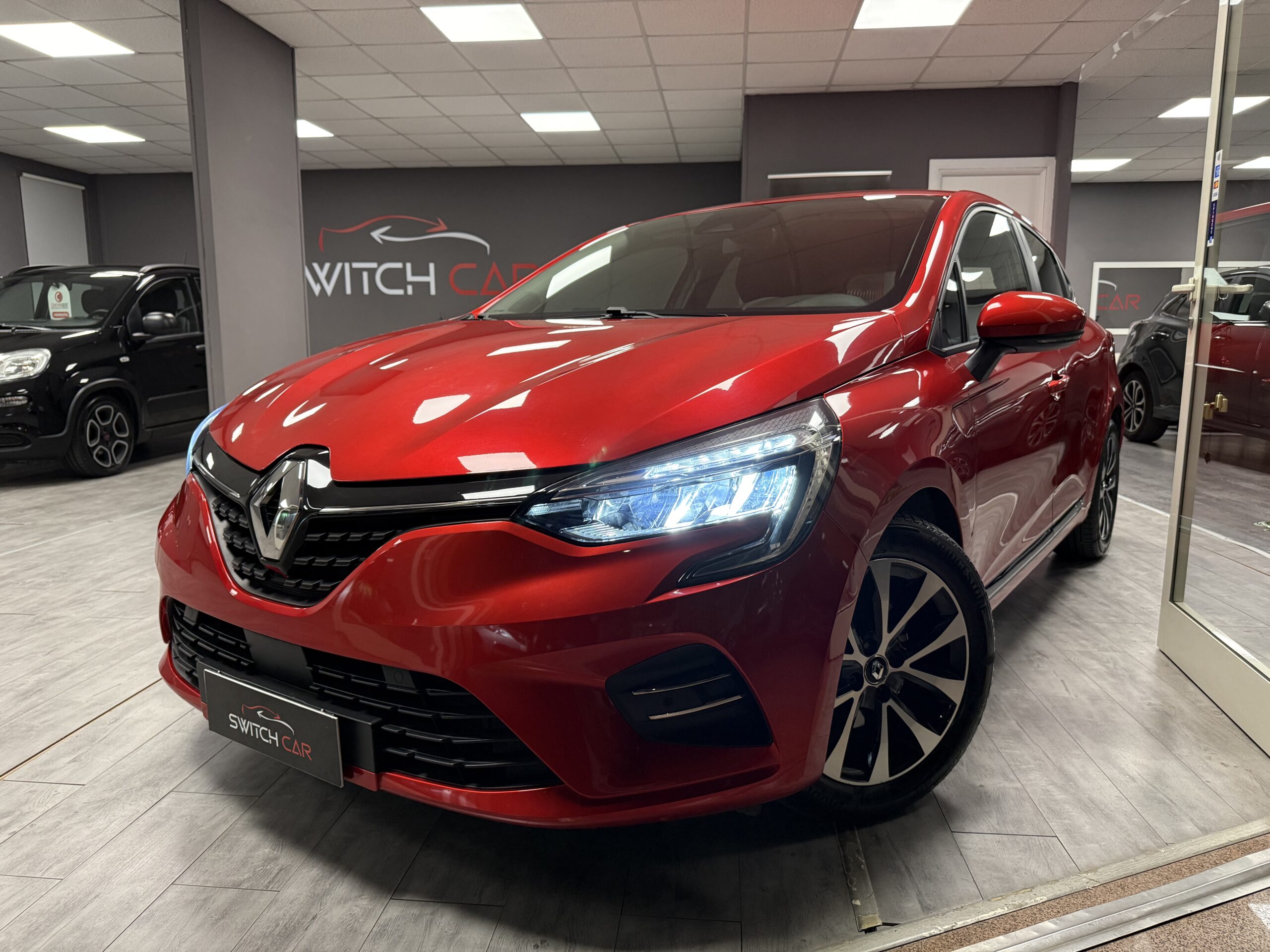 Renault Clio V 2020 1.5 blue dci Intens 85cv SUPER PREZZO! Renault Clio V 2020 1.5 blue dci Intens 85cv SUPER PREZZO!