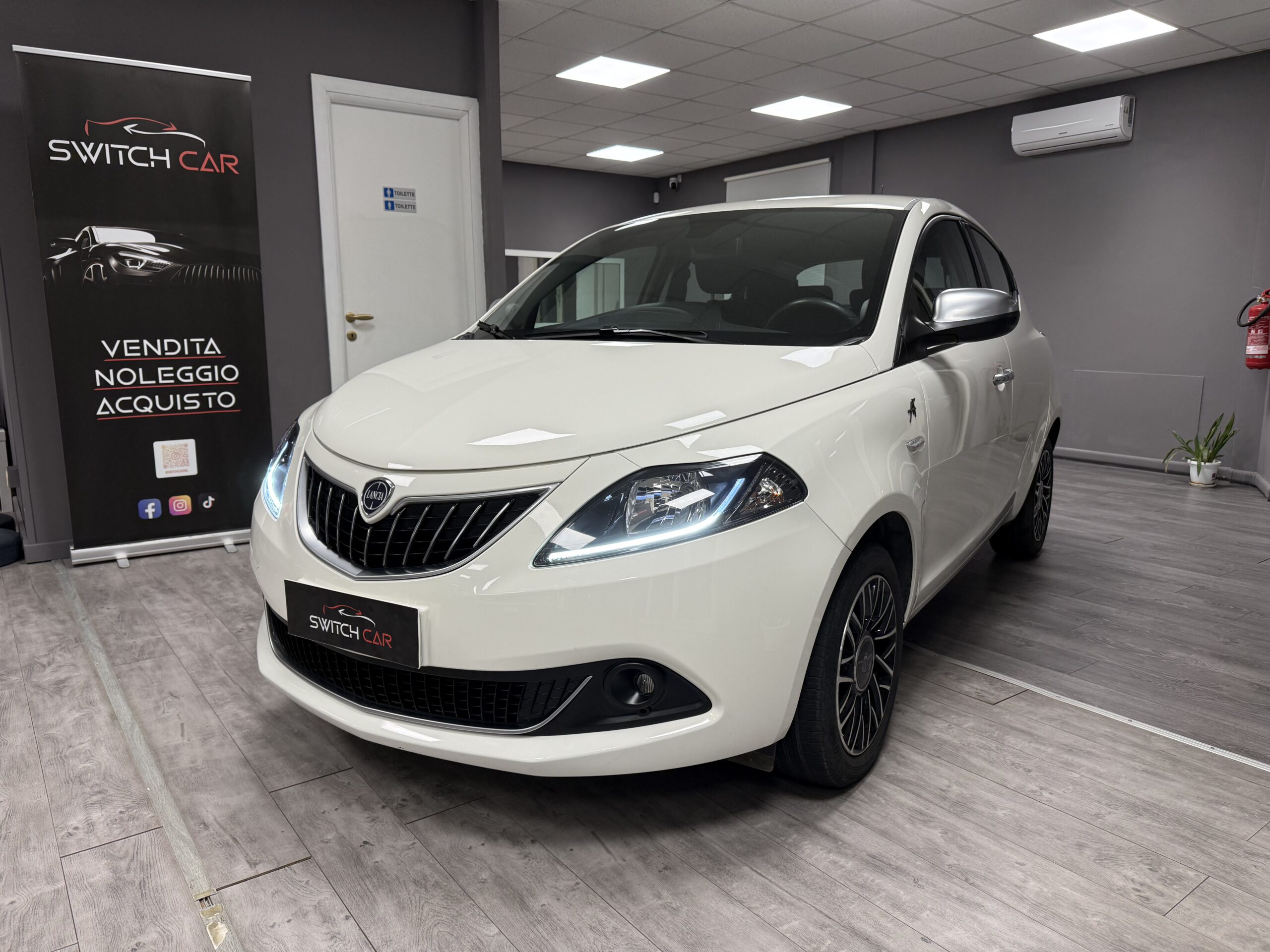 Lancia Ypsilon 2022 1.0 firefly hybrid Alberta Ferretti SUPER PREZZO!